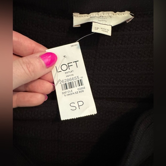 NWT LOFT Knit Pencil Skirt in Black Size Small Petite - Picture 3 of 5